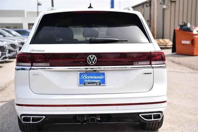 new 2025 Volkswagen Atlas car, priced at $52,348
