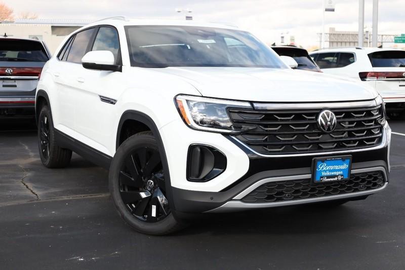 new 2025 Volkswagen Atlas Cross Sport car, priced at $44,103