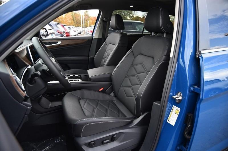 new 2026 Volkswagen Atlas car, priced at $46,608