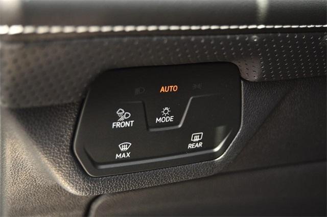 new 2025 Volkswagen Atlas car, priced at $40,500