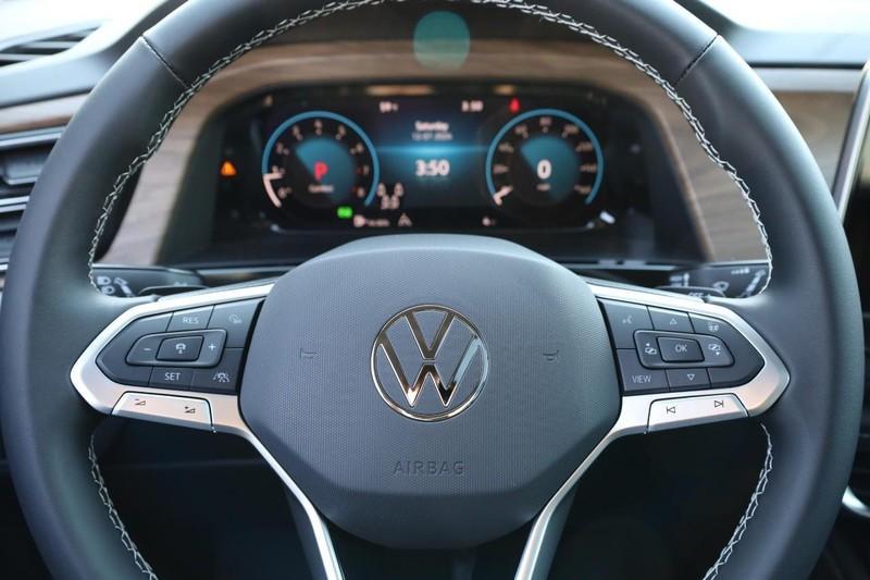 new 2025 Volkswagen Atlas car, priced at $43,975