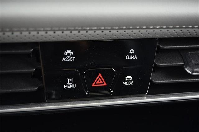 new 2025 Volkswagen Atlas car, priced at $45,077