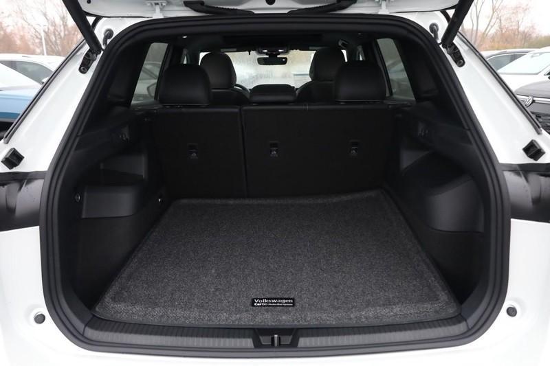 new 2026 Volkswagen Tiguan car, priced at $40,395