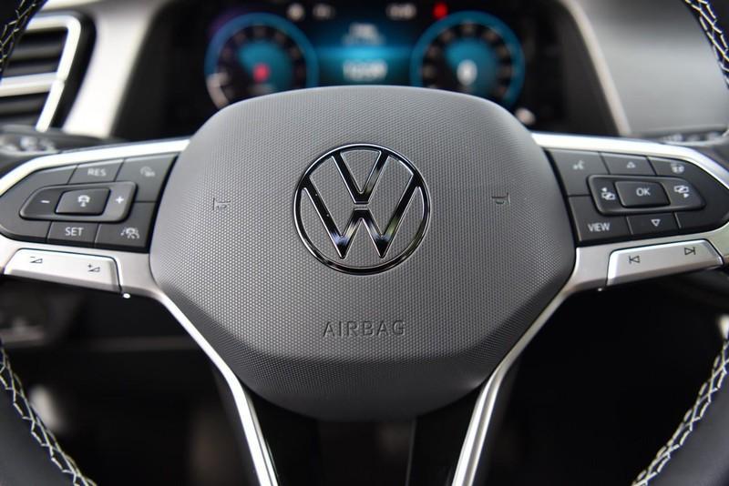 new 2025 Volkswagen Atlas Cross Sport car, priced at $43,776