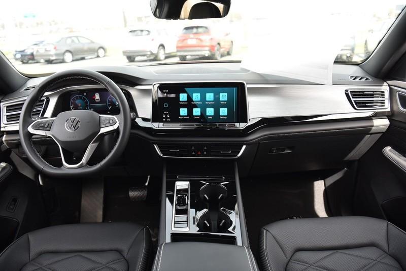 new 2025 Volkswagen Atlas Cross Sport car, priced at $43,776