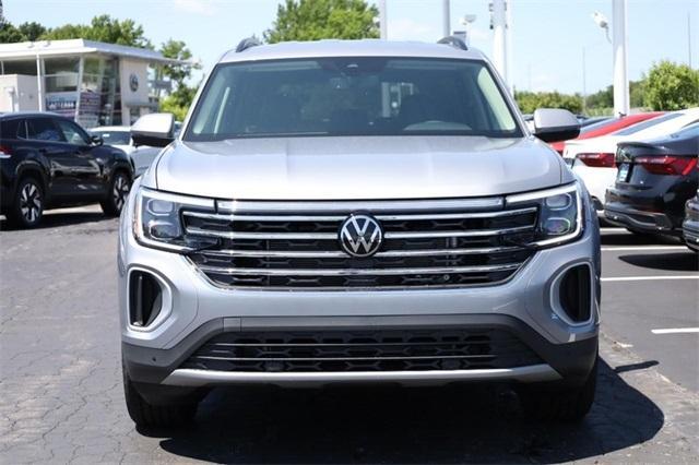 new 2024 Volkswagen Atlas car, priced at $38,995