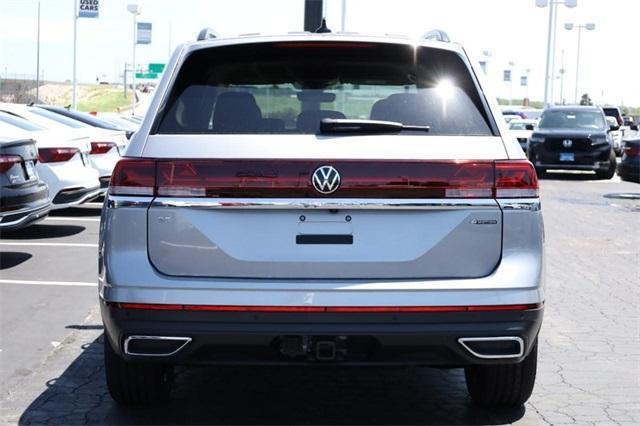 new 2024 Volkswagen Atlas car, priced at $38,995