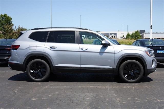 new 2024 Volkswagen Atlas car, priced at $38,995