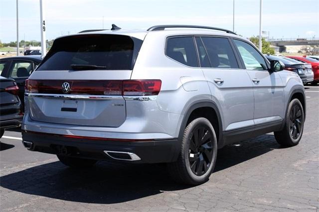 new 2024 Volkswagen Atlas car, priced at $38,995