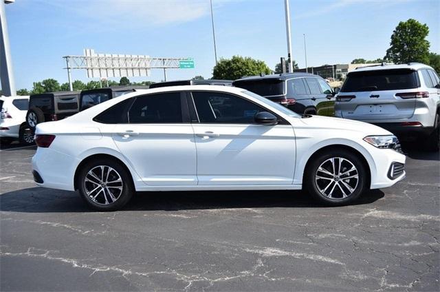 used 2024 Volkswagen Jetta car, priced at $23,500