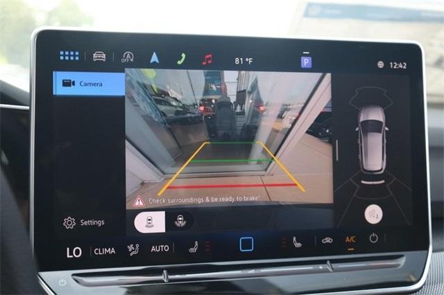 new 2025 Volkswagen Golf GTI car, priced at $33,312