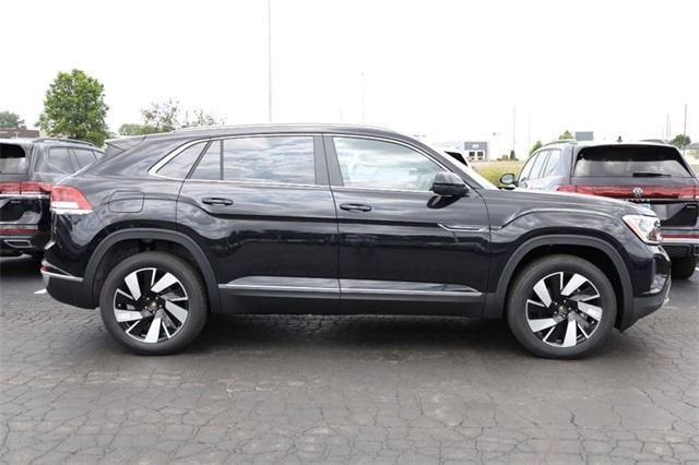 new 2024 Volkswagen Atlas Cross Sport car, priced at $45,926