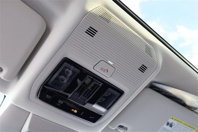 new 2025 Volkswagen Tiguan car, priced at $35,846