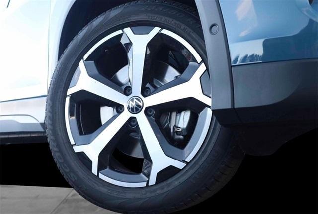 new 2025 Volkswagen Tiguan car, priced at $35,846