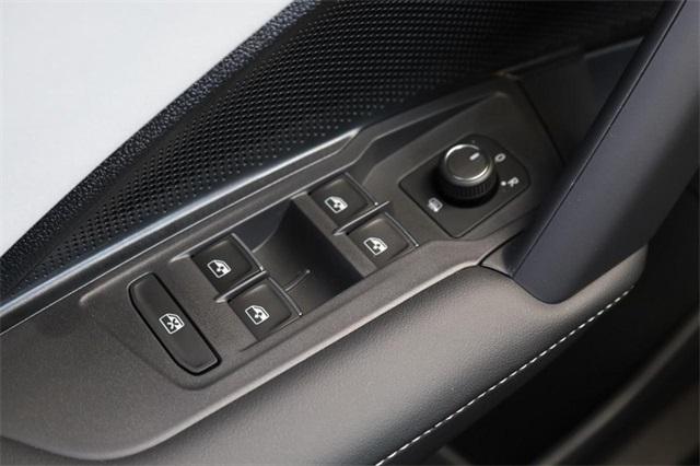 new 2025 Volkswagen Tiguan car, priced at $35,846