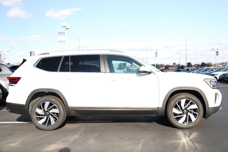 new 2025 Volkswagen Atlas car, priced at $47,934