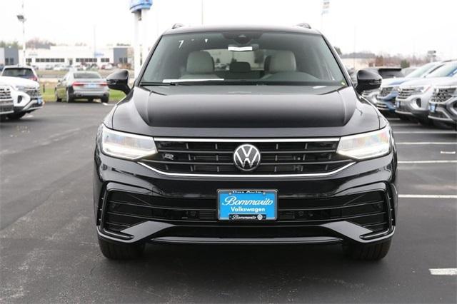 new 2024 Volkswagen Tiguan car, priced at $32,140