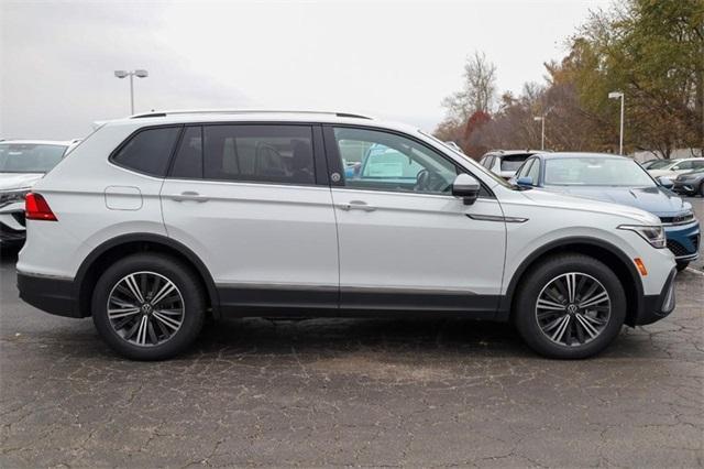 new 2024 Volkswagen Tiguan car, priced at $30,671