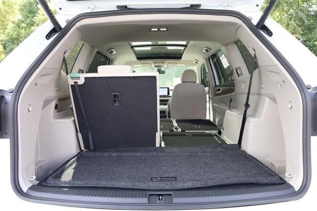 new 2026 Volkswagen Atlas car, priced at $46,947