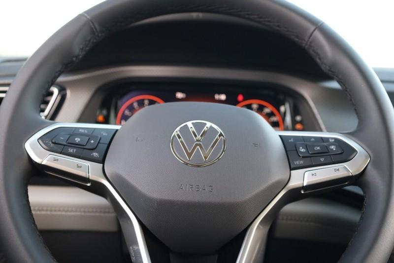new 2025 Volkswagen Atlas car, priced at $46,017