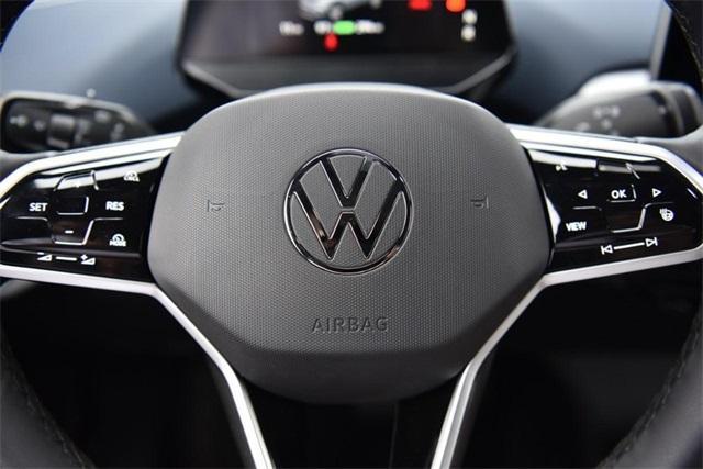 new 2025 Volkswagen ID.4 car, priced at $49,841
