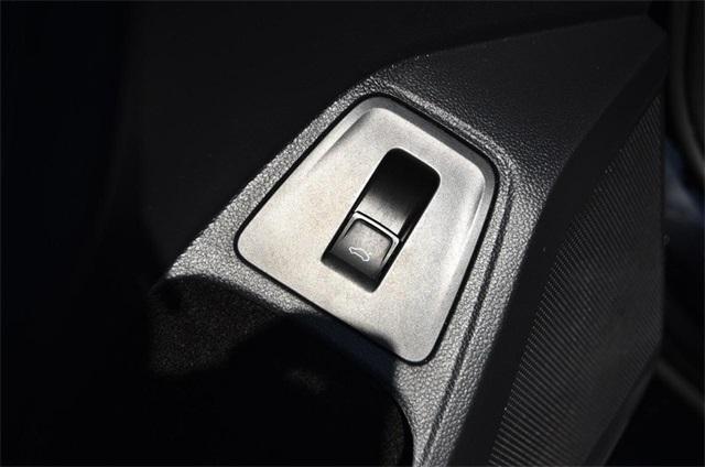 used 2022 Volkswagen Tiguan car, priced at $23,755