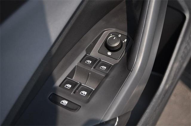 new 2025 Volkswagen Jetta car, priced at $27,683