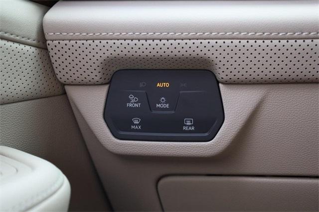 new 2026 Volkswagen Atlas car, priced at $41,245