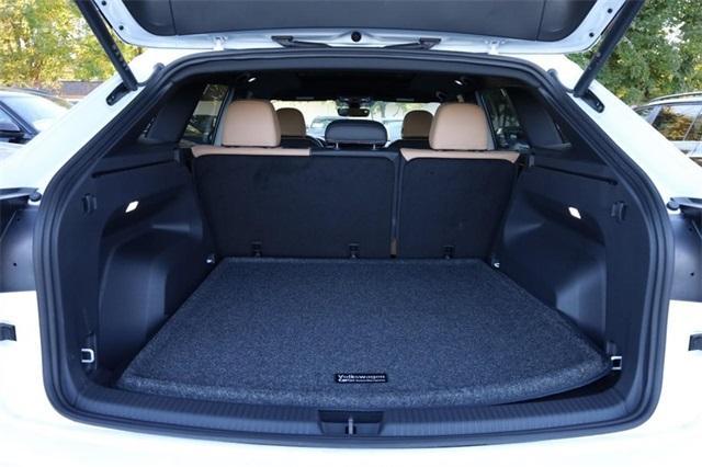 new 2026 Volkswagen Atlas Cross Sport car, priced at $49,446