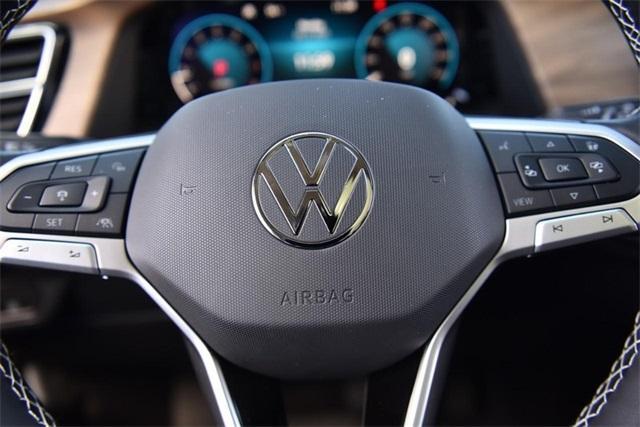 new 2025 Volkswagen Atlas car, priced at $44,573