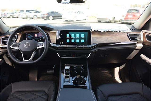 new 2025 Volkswagen Atlas car, priced at $44,573