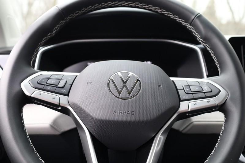 new 2025 Volkswagen Taos car, priced at $29,163