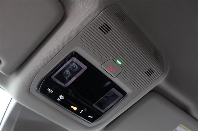 new 2026 Volkswagen Atlas car, priced at $46,218