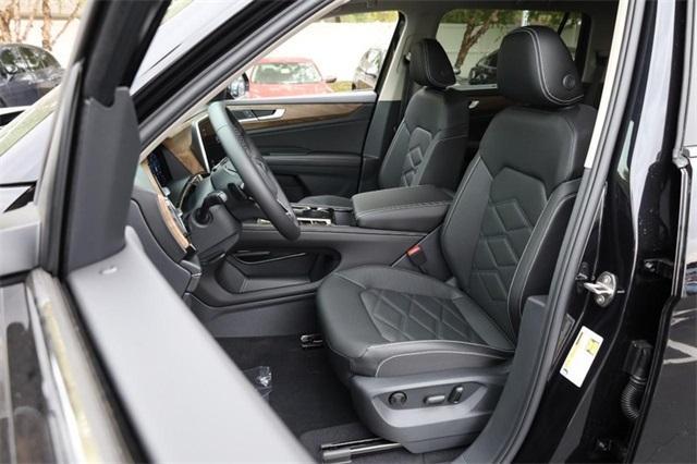 new 2026 Volkswagen Atlas car, priced at $46,218