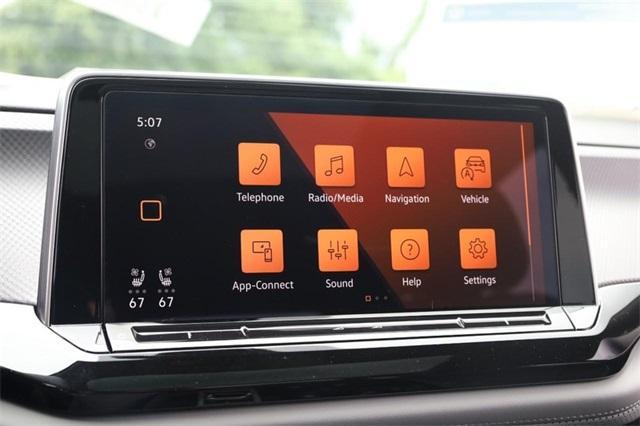new 2025 Volkswagen Atlas car, priced at $44,514