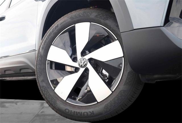 new 2025 Volkswagen Taos car, priced at $27,800