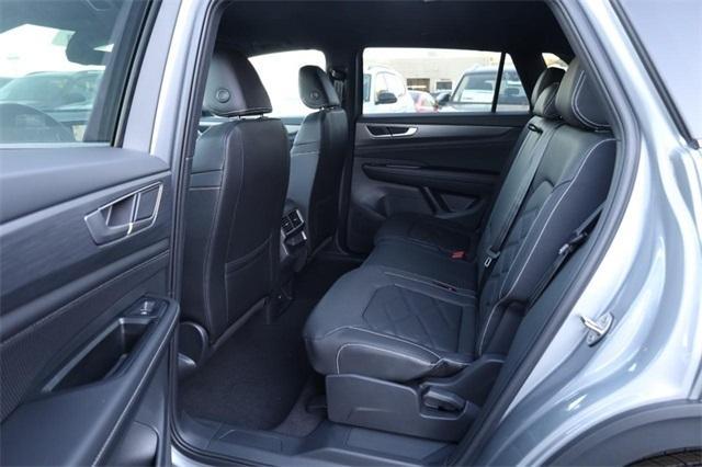 new 2026 Volkswagen Atlas Cross Sport car, priced at $40,853