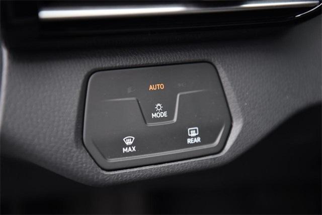 new 2025 Volkswagen ID.4 car, priced at $40,804