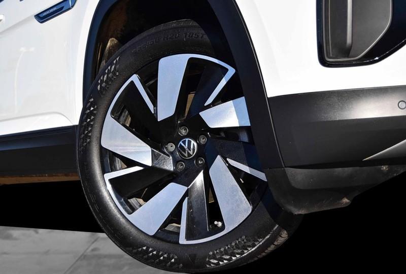 used 2025 Volkswagen Atlas Cross Sport car, priced at $37,555