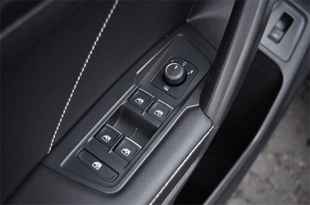 used 2022 Volkswagen Tiguan car, priced at $24,995