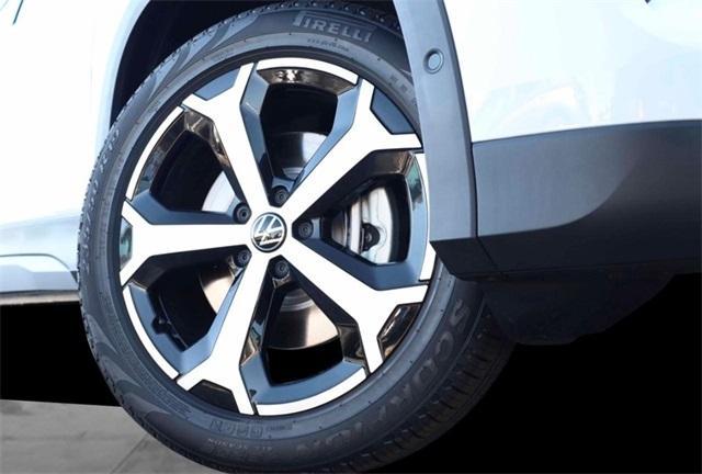 new 2025 Volkswagen Tiguan car, priced at $35,481