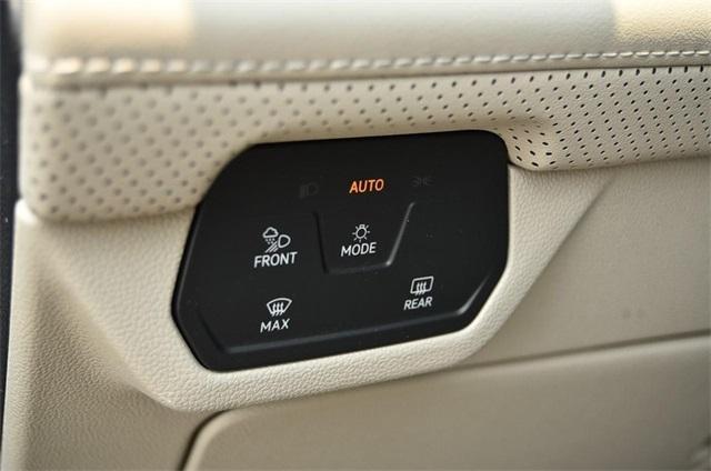 new 2025 Volkswagen Atlas car, priced at $53,509