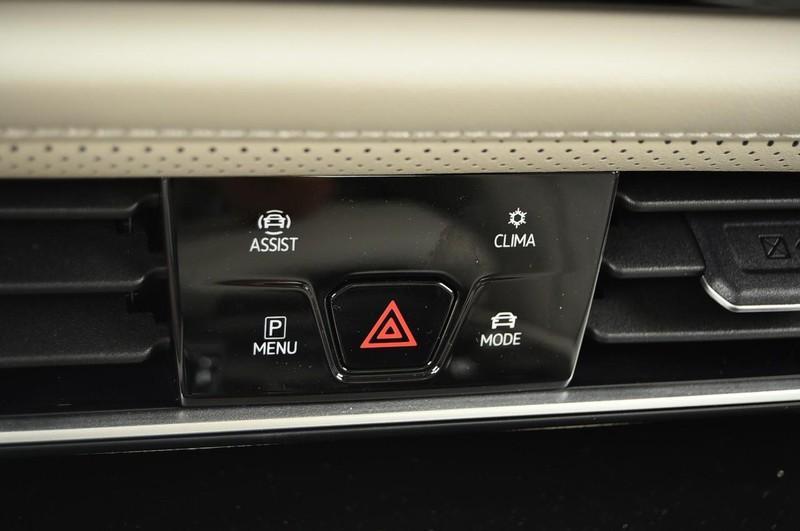 new 2025 Volkswagen Atlas car, priced at $53,509