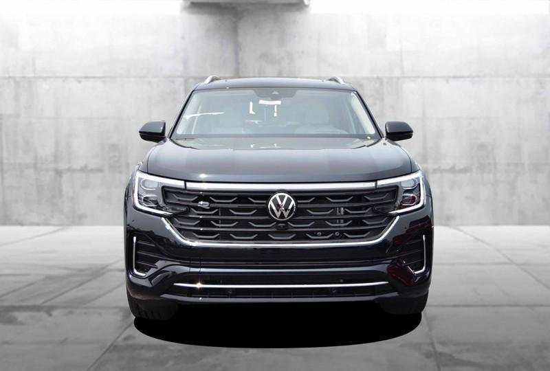 new 2025 Volkswagen Atlas car, priced at $53,509