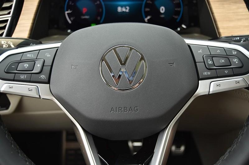 new 2025 Volkswagen Atlas car, priced at $53,509