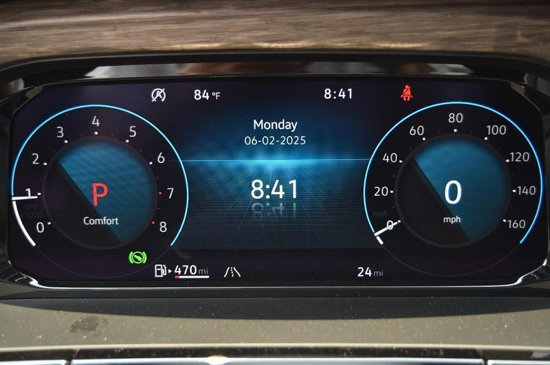 new 2025 Volkswagen Atlas car, priced at $53,509