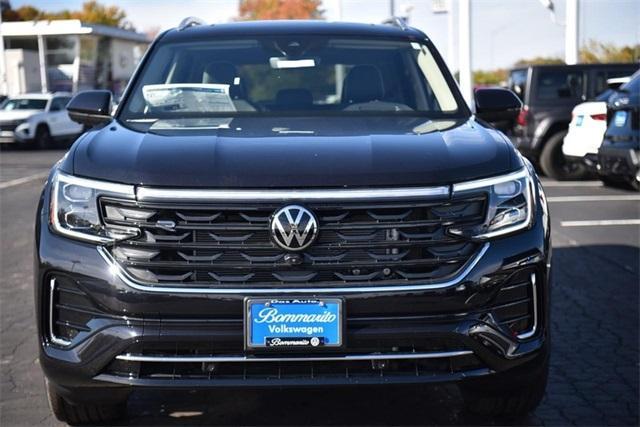 new 2025 Volkswagen Atlas car, priced at $51,738