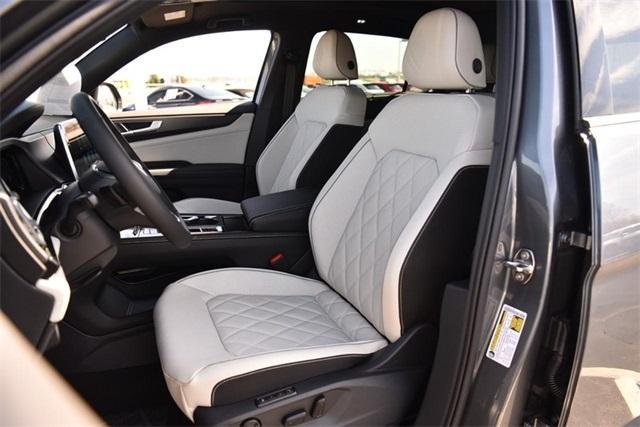 new 2025 Volkswagen Atlas Cross Sport car, priced at $51,019