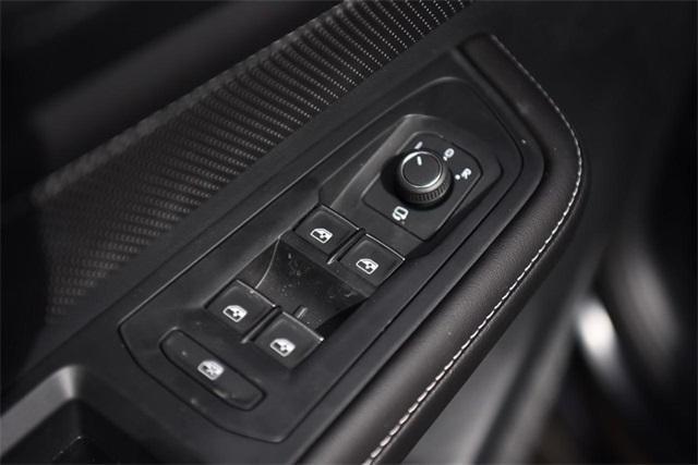 new 2025 Volkswagen Atlas Cross Sport car, priced at $50,185