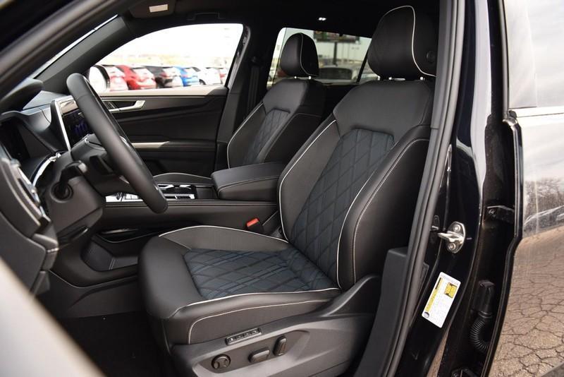 new 2025 Volkswagen Atlas Cross Sport car, priced at $50,935